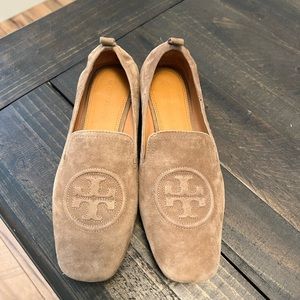 Tory Burch Tan loafers